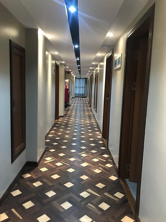 Tristar Hotel Yangon Exteriör bild