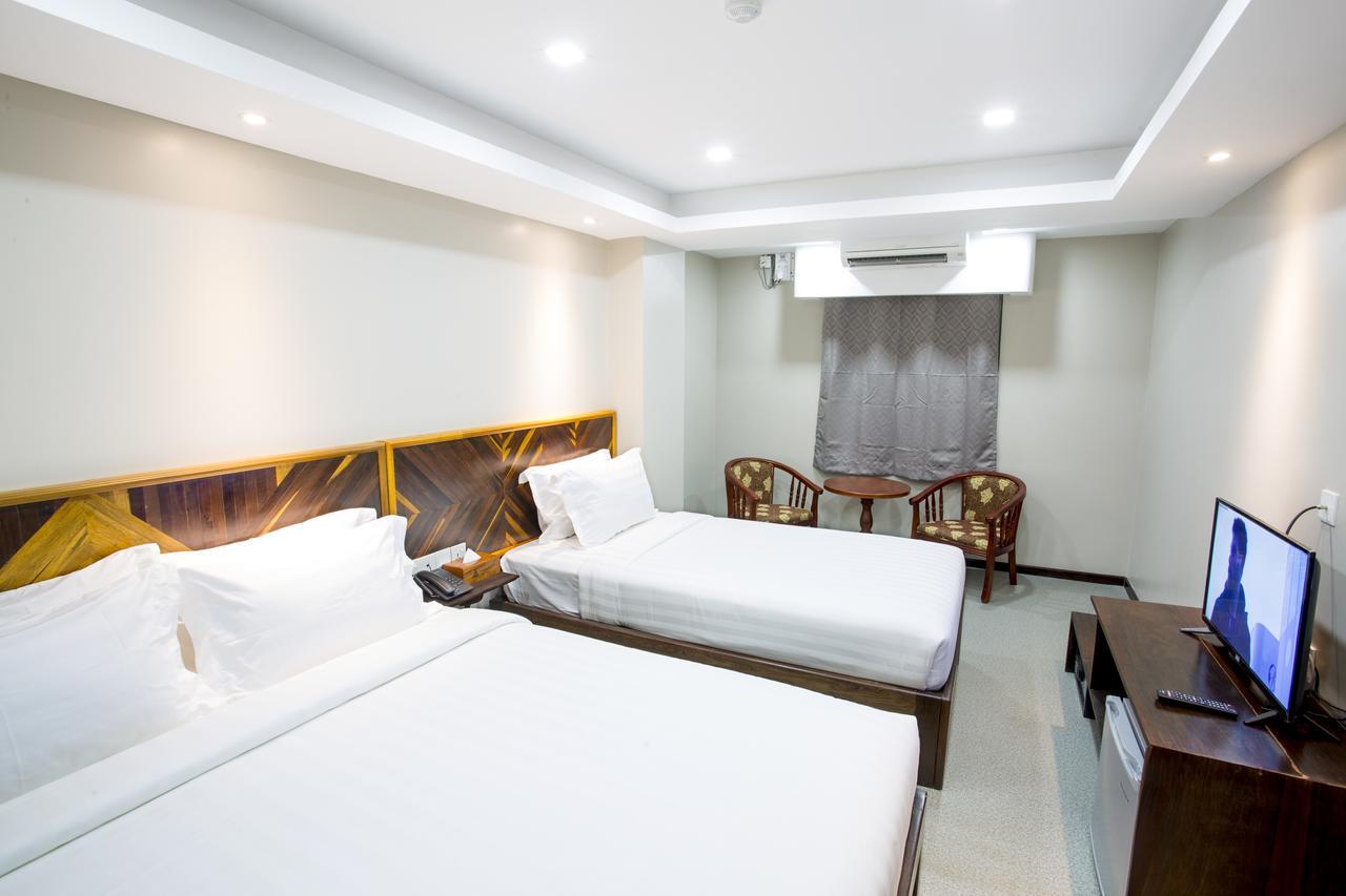 Tristar Hotel Yangon Exteriör bild