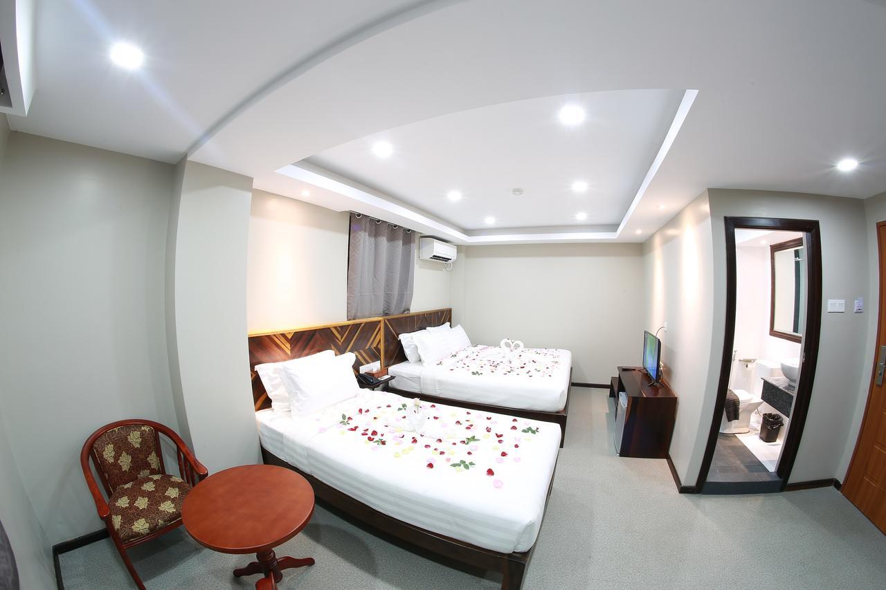 Tristar Hotel Yangon Exteriör bild