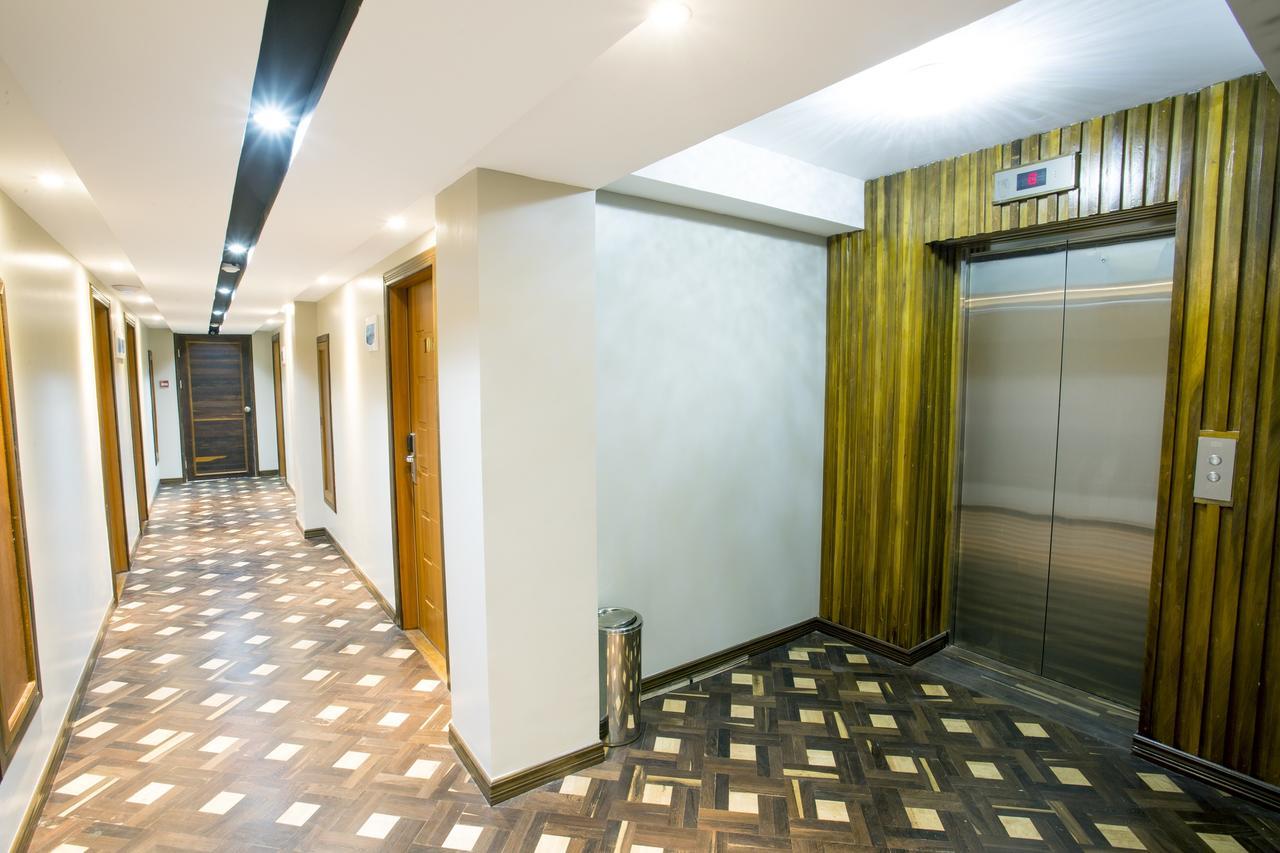 Tristar Hotel Yangon Exteriör bild