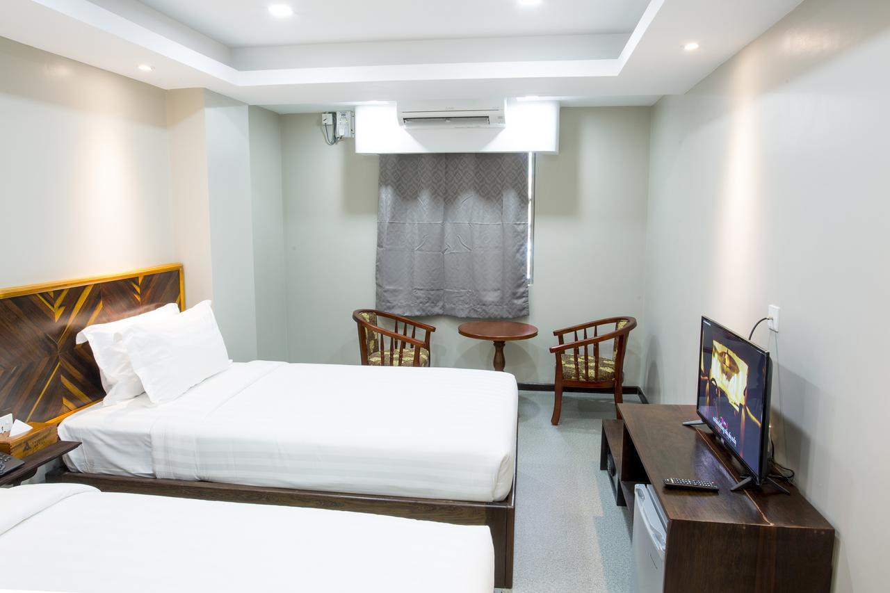 Tristar Hotel Yangon Exteriör bild